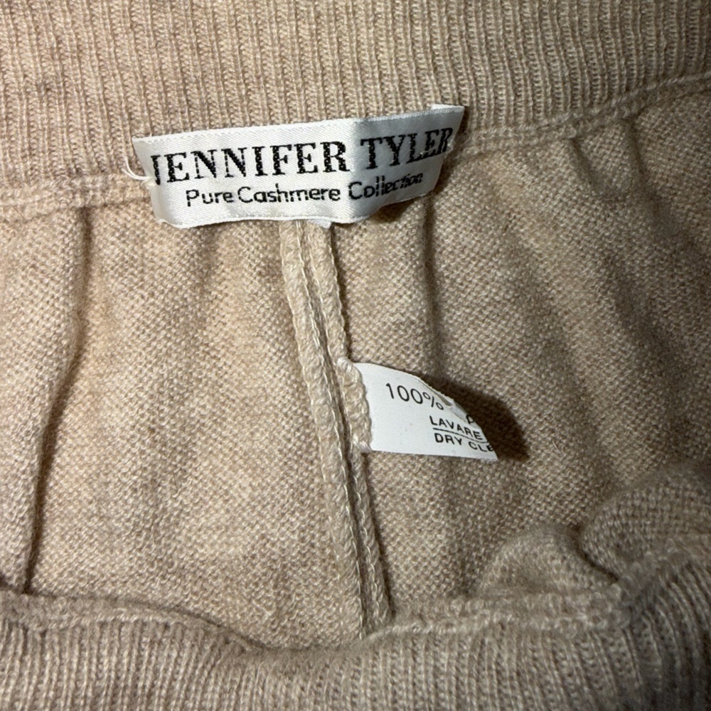 100% Cashmere Tan Straight Leg Women's Knit Pants Size M - Picture 2 of 5